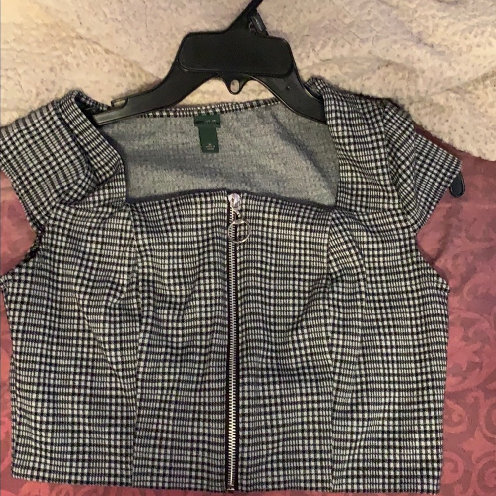 Black and White Zip up shirt